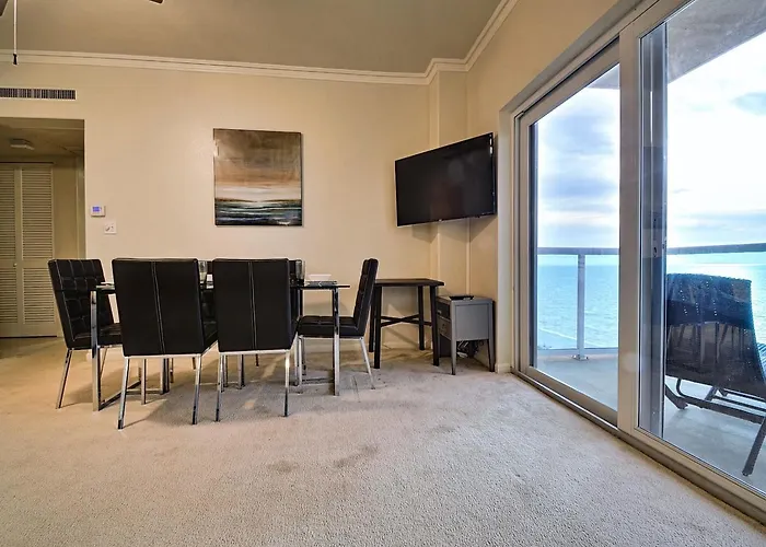 Regatta Club C1009 2373 Apartment